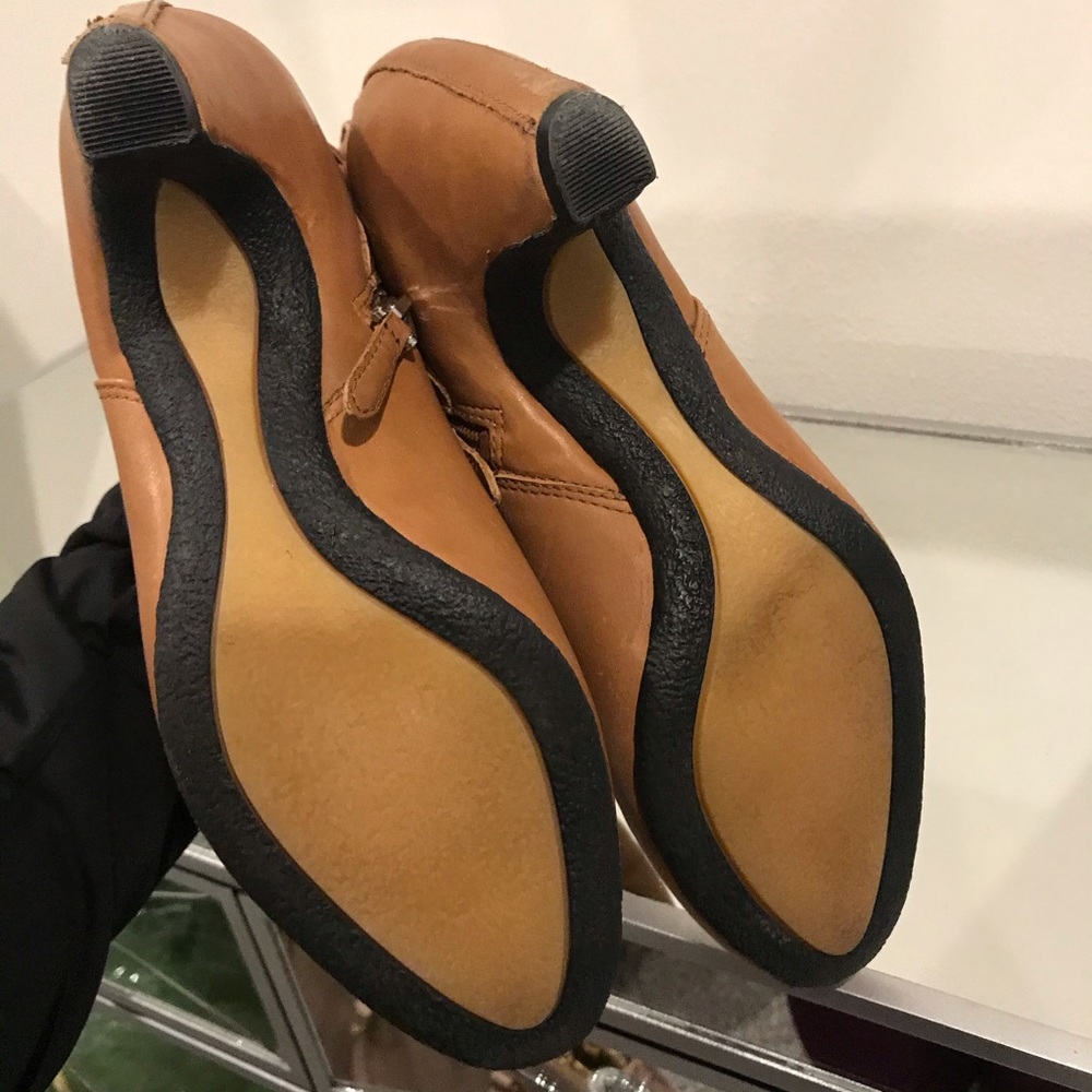 Buttery soft booties - Picture 3 of 5